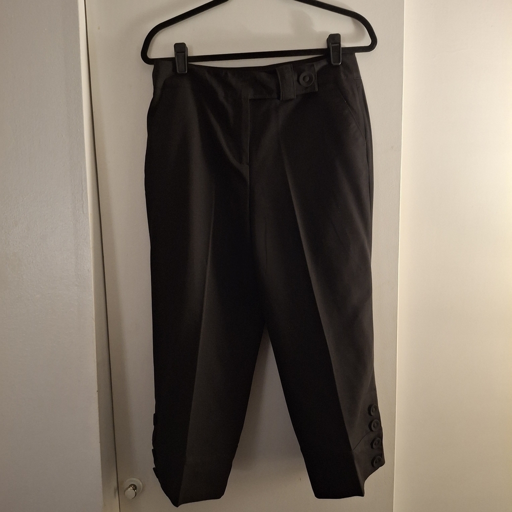 Larry Levine Women's Classic Black Cropped Dress Pants